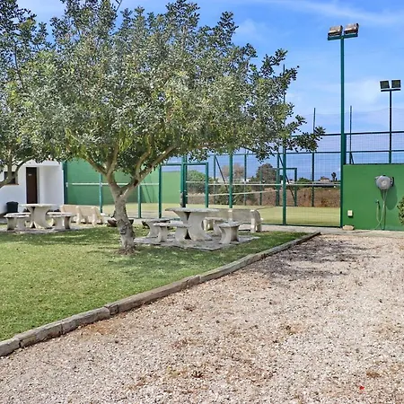 Casa Con Piscina 92 度假居