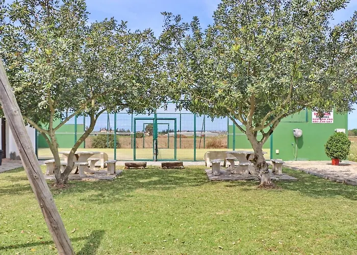 Casa Con Piscina 92 *